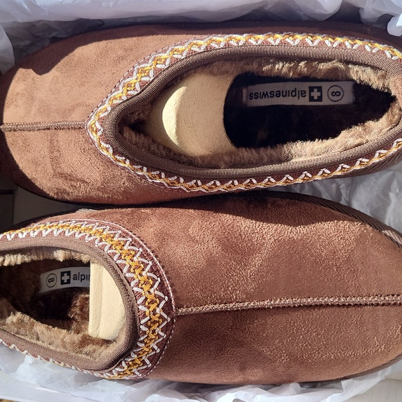 Alpine Swiss Chocolate Brown Suede Slippers - Picture 4 of 9